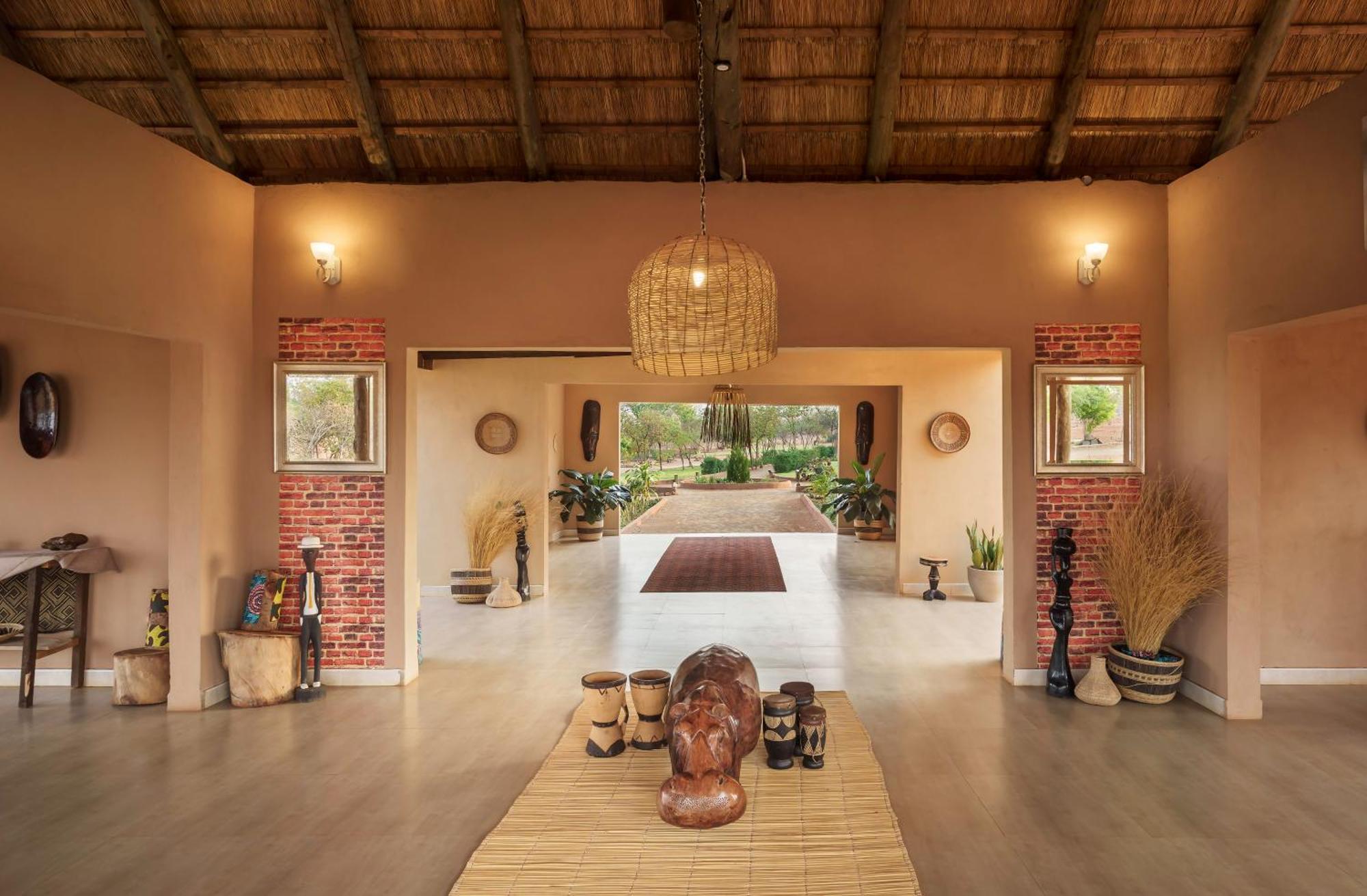 The Nkhosi Livingstone Lodge And Spa 외부 사진