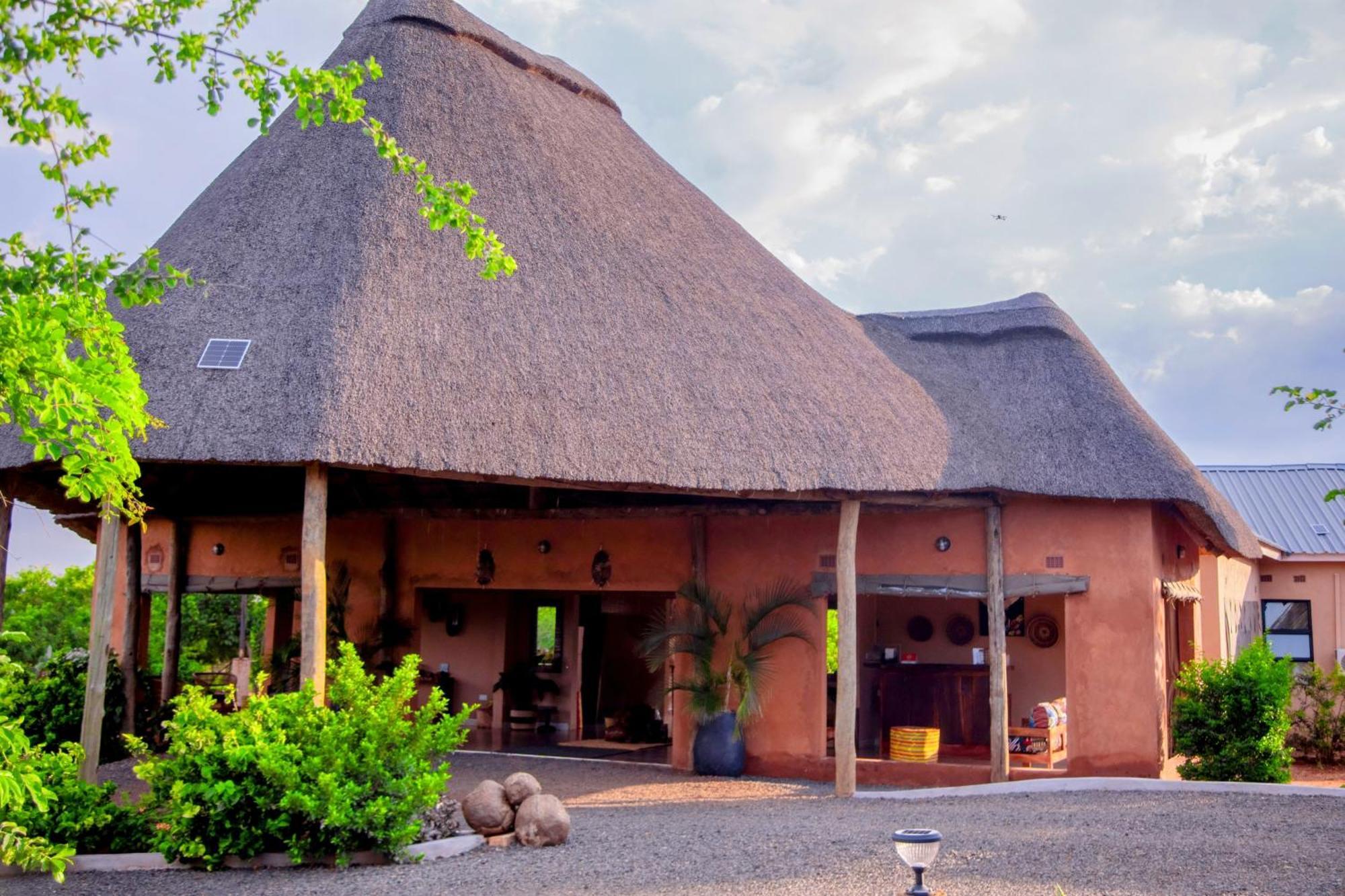 The Nkhosi Livingstone Lodge And Spa 외부 사진